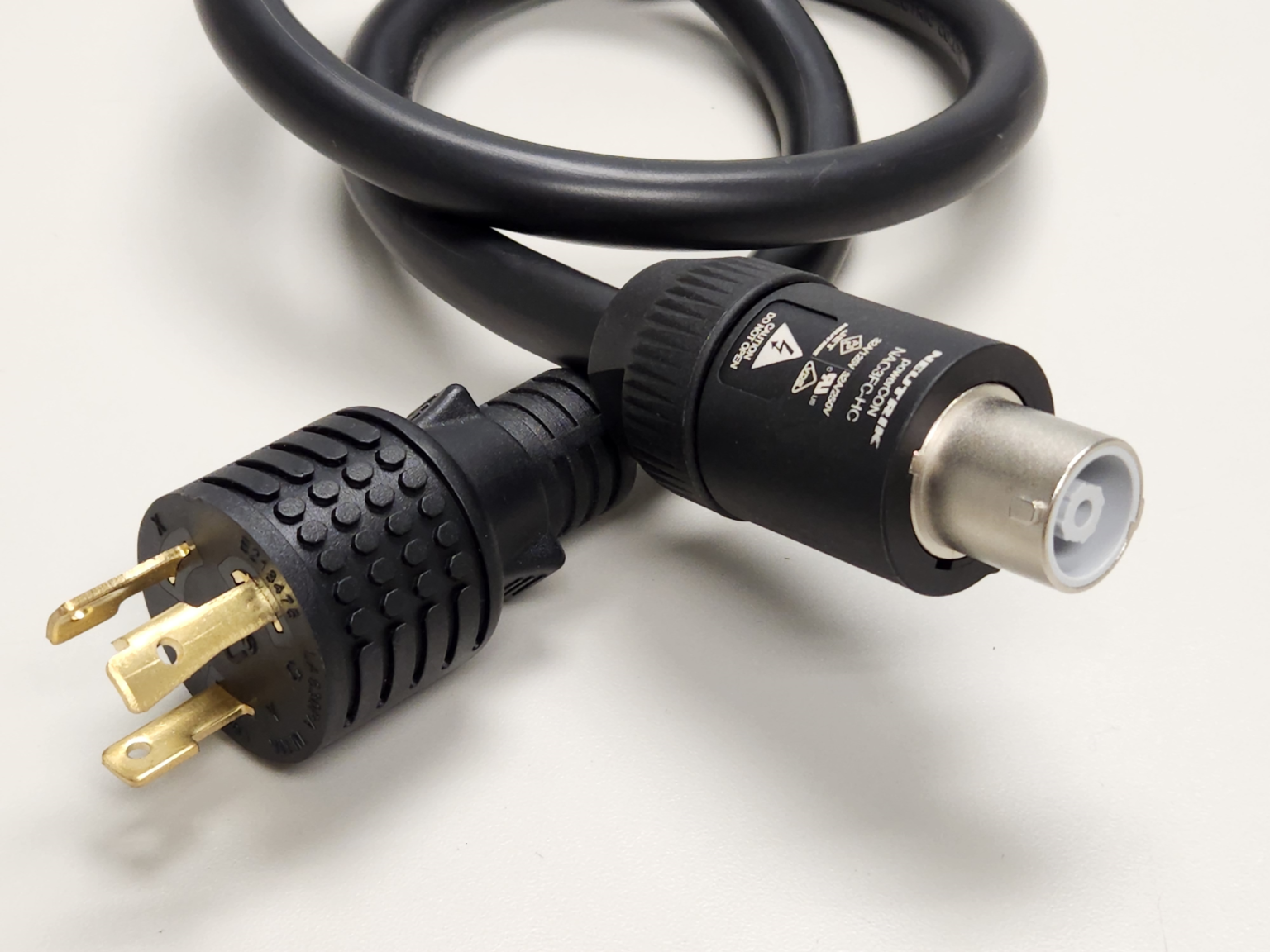 Neutrik PowerCon | MEGA ELECTRONICS, INC.